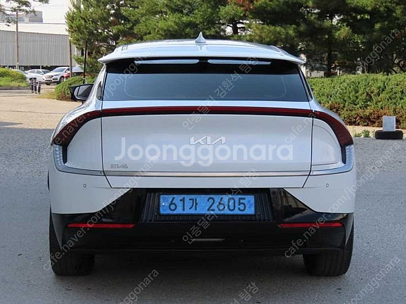 EV6 중고 EV6 중고차 흰색 2022년식 79,608km 롱레인지 어스 수원중고차--5